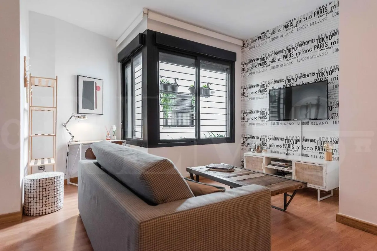 Elegant Apartment With Community Pool & Parking - Center Málaga