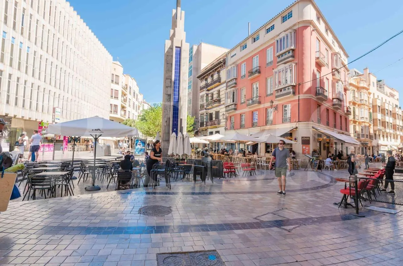 Elegant Apartment With Community Pool & Parking - Center Malaga